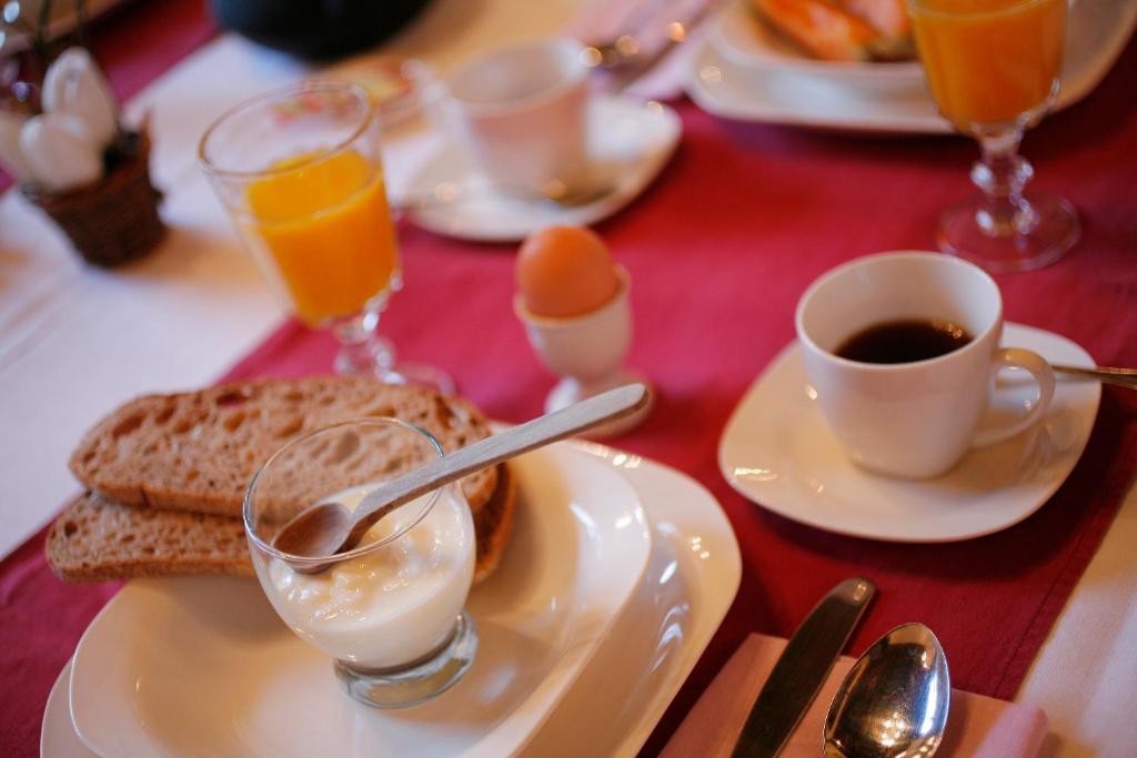 B&B Bel Natura - Couette Et Cafe Stavelot Bagian luar foto